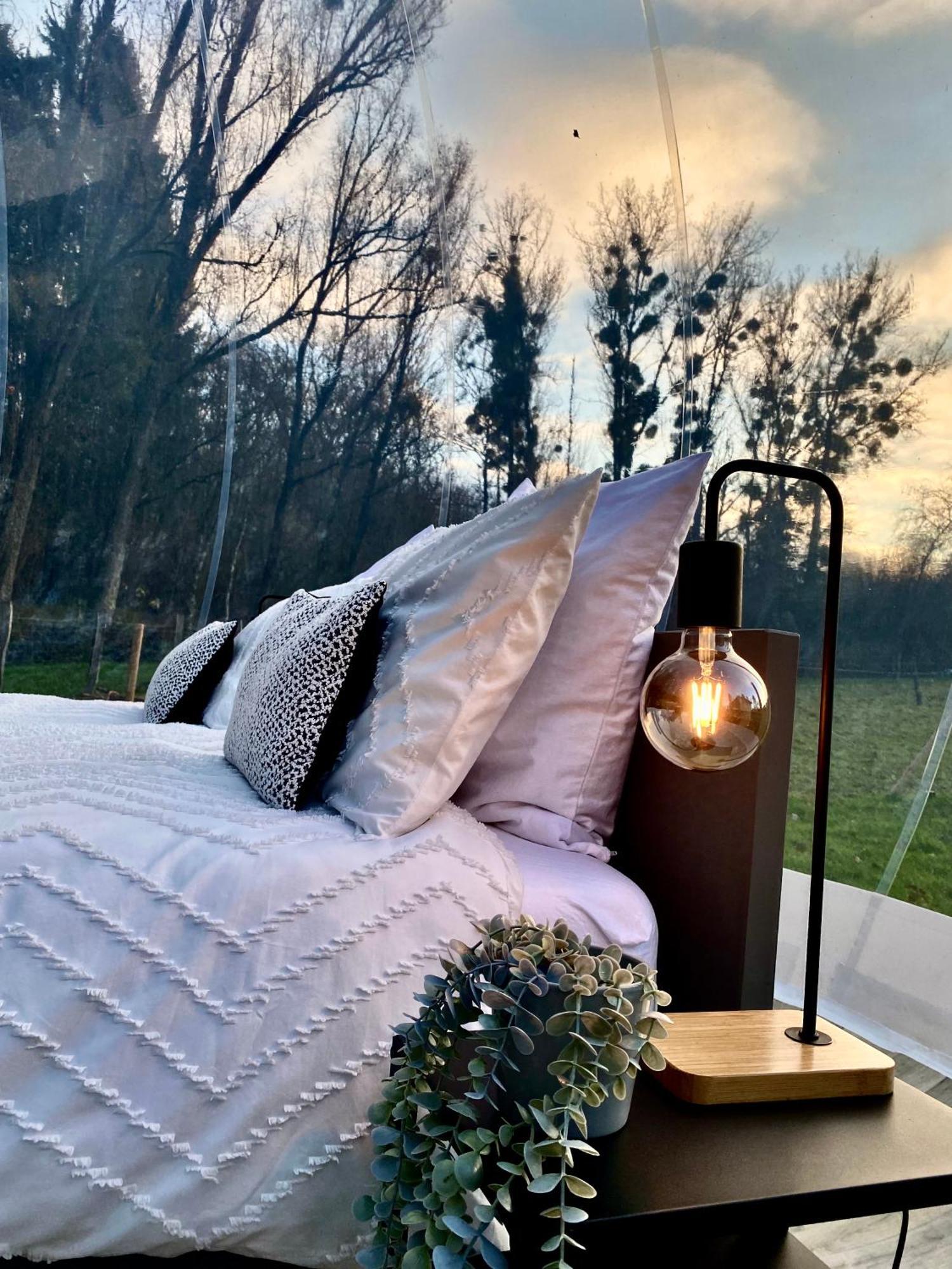La Bulle Du Bon'Heure Hotel Somme-Leuze Екстериор снимка